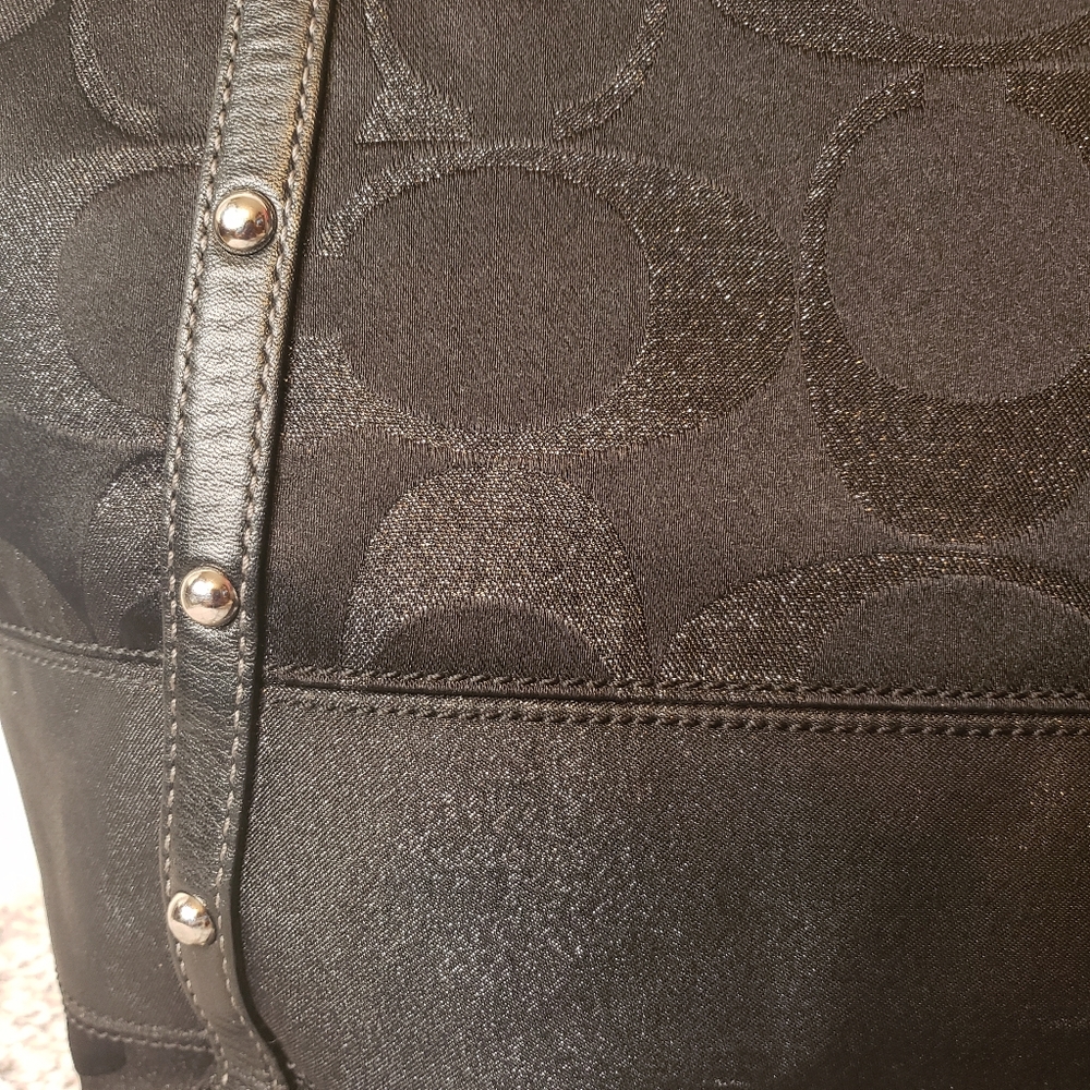 Coach Handbag - Picture 3 of 12